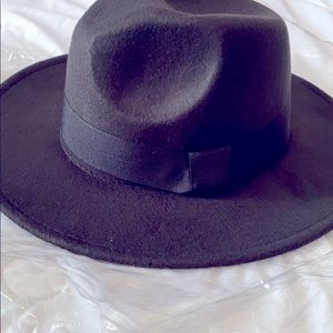 SHEIN Women’s Black Hat